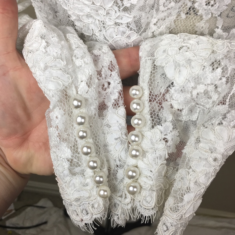 White Lace Wedding Jacket Cover 10 with Pearls - Picture 8 of 8
